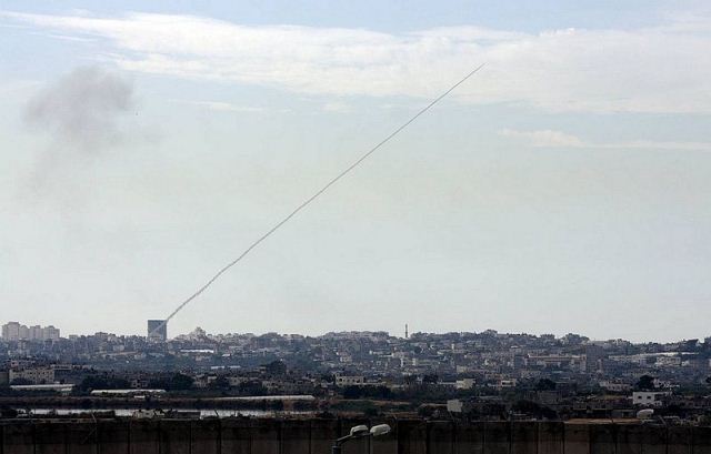 موشک 100 هزار دلاری اسرائیل برای مقابله با موشک هزار دلاری فلسطین