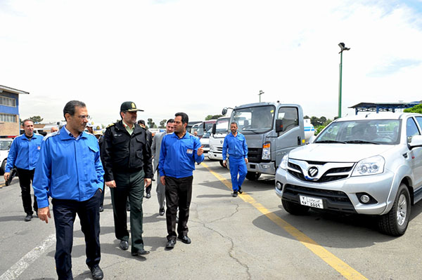 بازدیدفرمانده نیروی انتظامی تهران از ایران خودرو دیزل